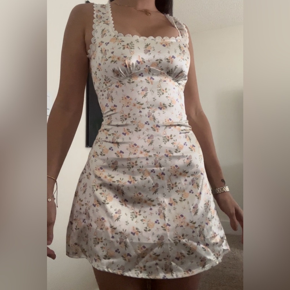 NWT Princess polly berlin mini satin dress, retail $65.